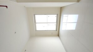 Room in 4 BHK Apartment at Ashar Edge, Pokhran Road No Two – for Rent