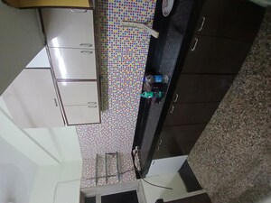 Team Area in 2 BHK Apartment at Goregaon East – for Rent
