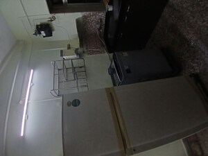 Furnished Amenities in 2 BHK Apartment at Goregaon East – for Rent