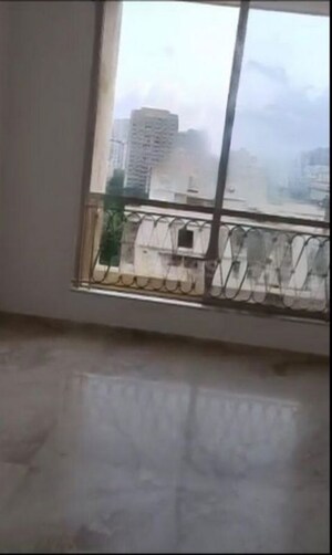 Balcony in 1.5 BHK Apartment at Hiranandani Fortuna, Thane West – for Rent