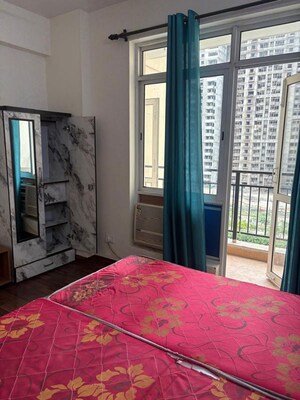 Bedroom in 3 BHK Apartment at Jaypee Green Wish town Klassic, Sector 134 – for Rent