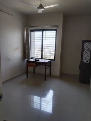 Room in 2 BHK Apartment at Shree Bal Kapil Aasmant, Pashan – for Rent