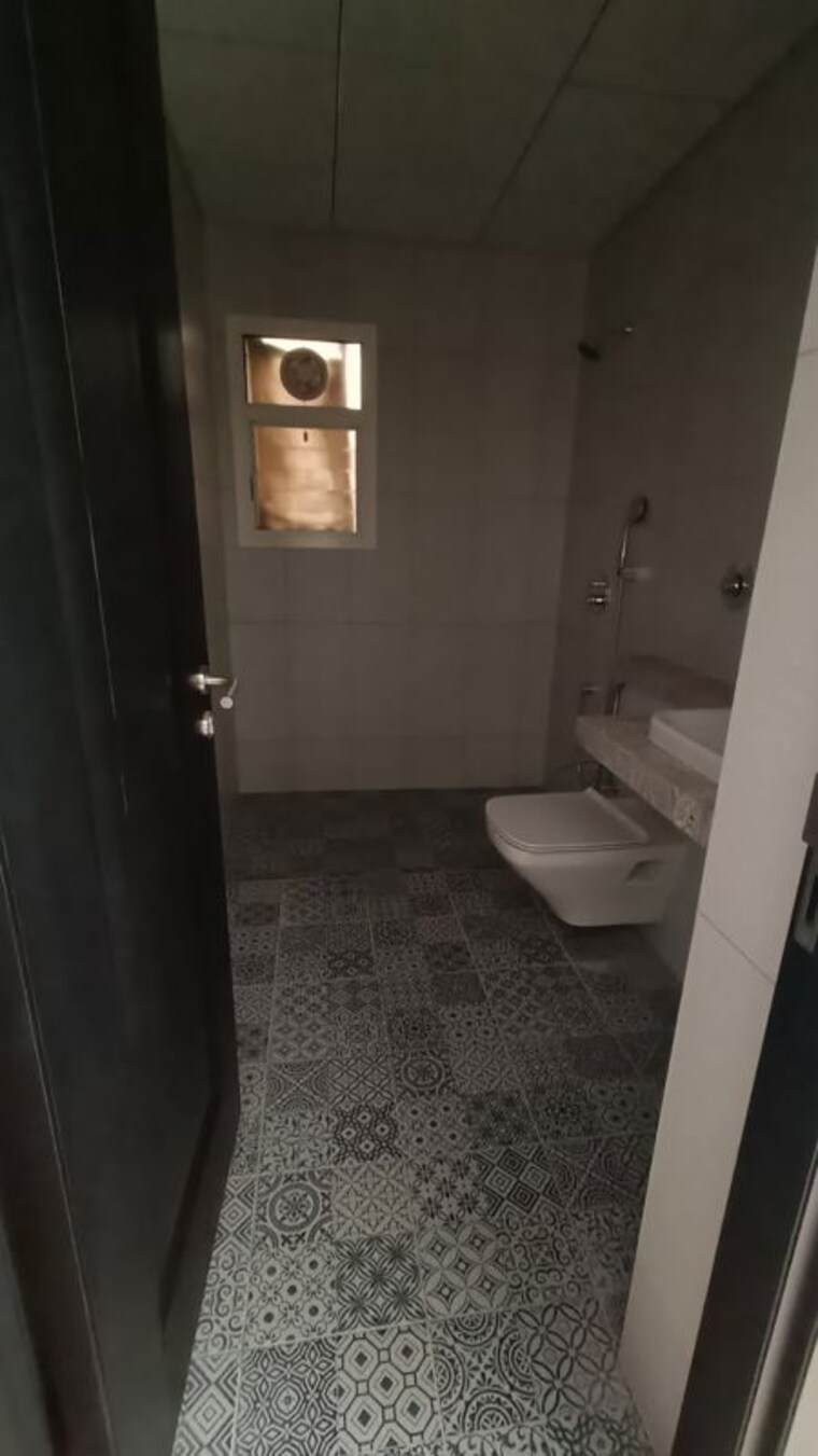 Bathroom, sobha-nesara 3 Bedroom 2080 Sq.Ft. Apartment In Kothrud Pune 10290890