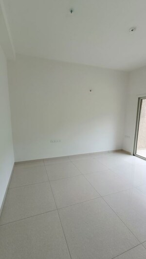 Room in 3 BHK Apartment at Sobha Nesara, Kothrud – for Sale
