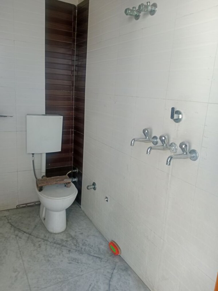 Bathroom, sector 13 1 Bedroom 326 Sq.Ft. Builder Floor In Sector 13 Panipat 10290896