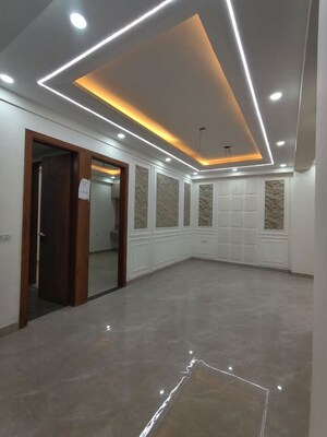 Room in 3 BHK Villa at Thv Vihaan Villa, Sector 10 Greater Noida – for Rent