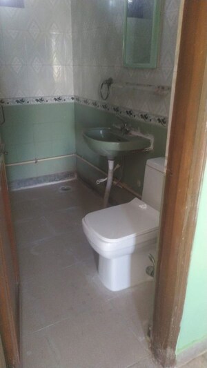 Bathroom in 3.5 BHK Independent House at Hi Castle, Beta Ii Greater Noida – for Rent