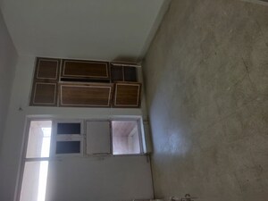 Furnished Amenities in 3 BHK Apartment at Kalibari Apartments, Sector 21d – for Sale