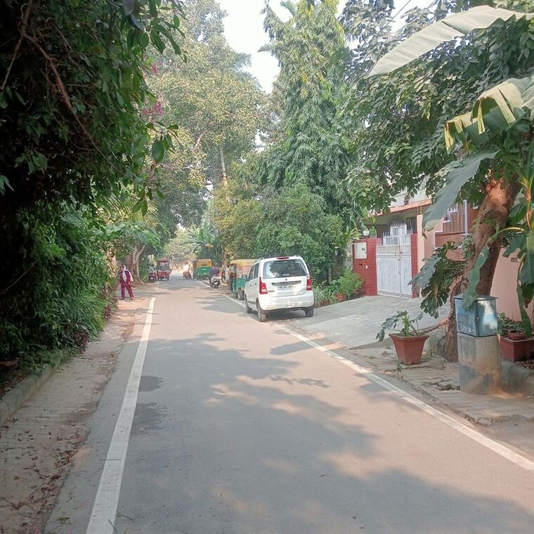  Parking, sector 14 6+ Bedroom 17100 Sq.Ft. Independent House In Sector 14 Gurgaon 10291018