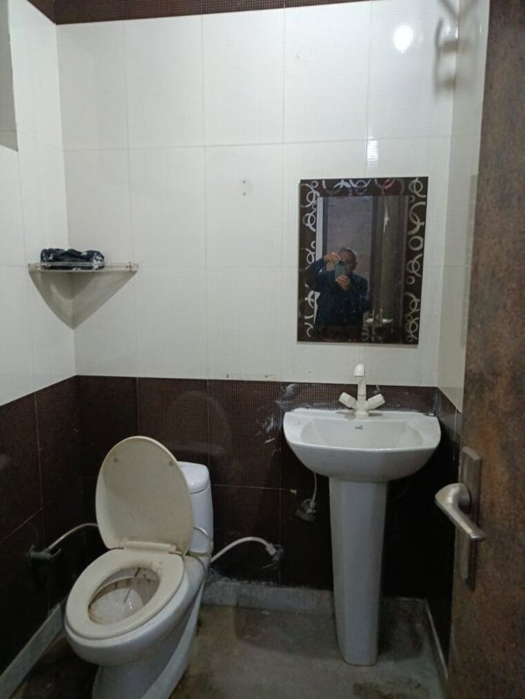 Master Bedroom, sector 10 3 Bedroom 1800 Sq.Ft. Builder Floor In Sector 10 Faridabad 8580451