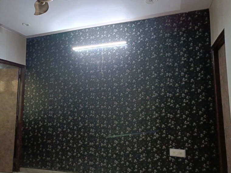 undefined, sector 10 3 Bedroom 1800 Sq.Ft. Builder Floor In Sector 10 Faridabad 8580451