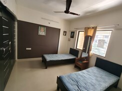 2 BHK + Pooja Room Apartment For Rent in Kalpataru Iris
