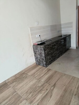 Bedroom in 1 BHK Apartment at Paramount Golfforeste, Zeta I Greater Noida – for Rent