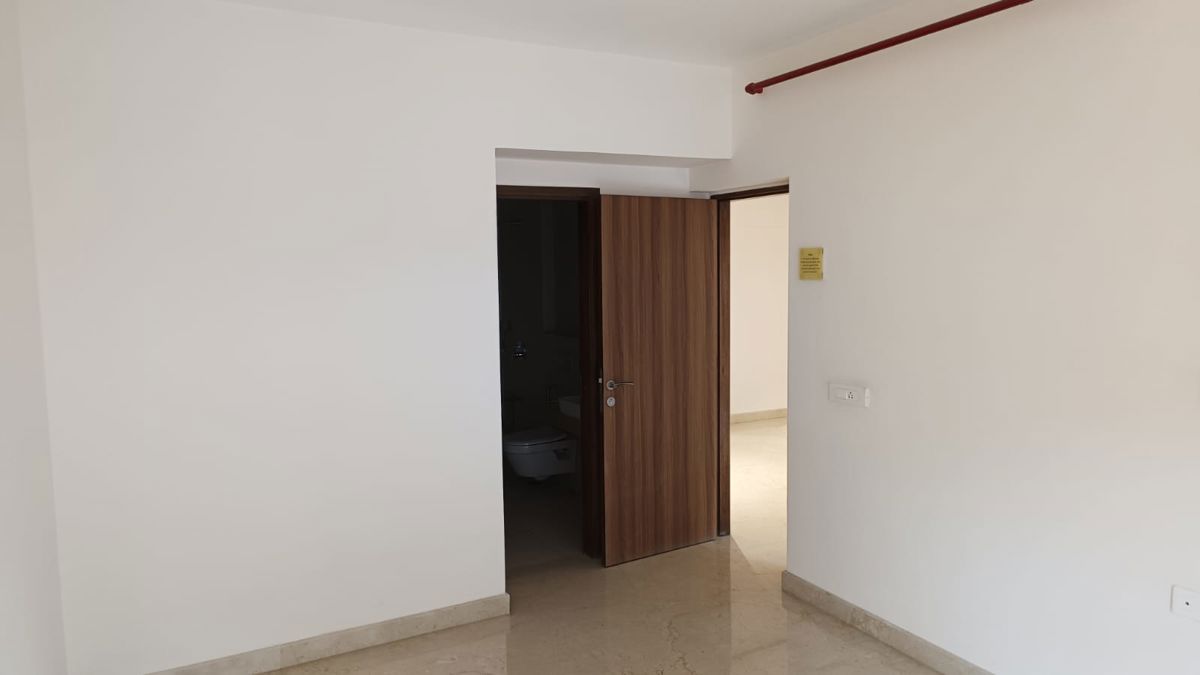 2 BHK Apartment For Rent in Chandak 34 Park Estate
