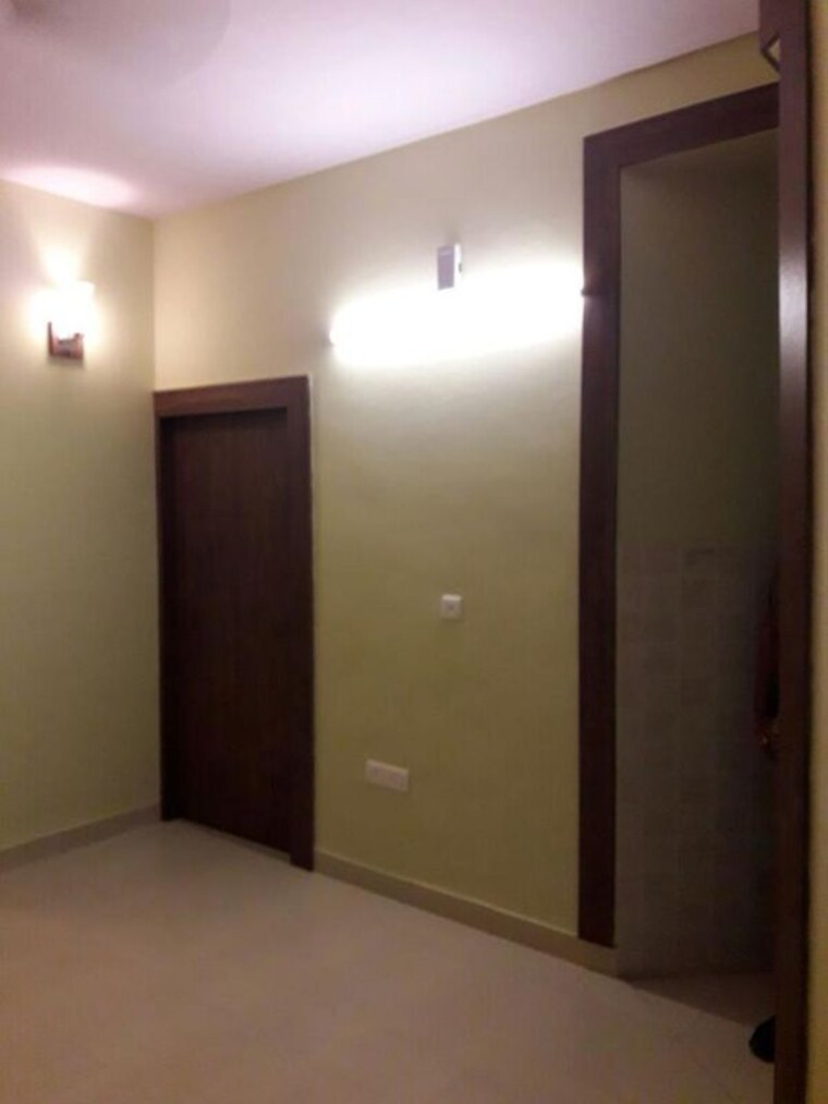 Room, srs-pearl-floors 3 Bedroom 1447 Sq.Ft. Builder Floor In Sector 88 Faridabad 10291124