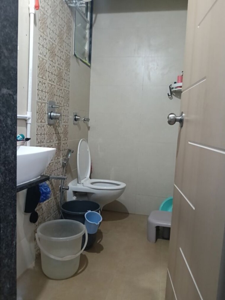 Bathroom, ganraj-heights-wadgaon-sheri 1 Bedroom 610 Sq.Ft. Apartment In Wadgaon Sheri Pune 10291129