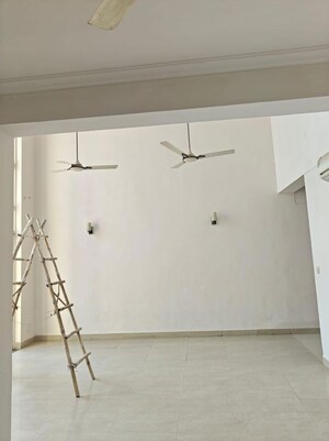 Room in 4 BHK Penthouse at Raheja Atharva, Sector 109 – for Rent