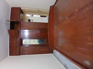 Furnished Amenities in 2 BHK Apartment at Kamanwala Manavsthal II, Goregaon East – for Rent