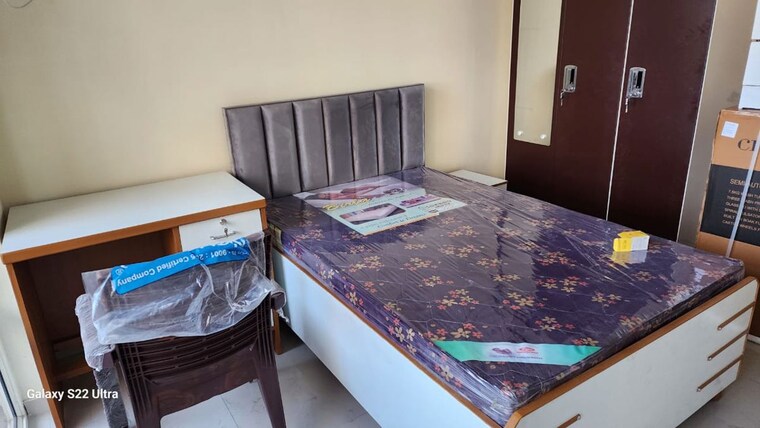 Bedroom, pyramid-fusion-homes 2 Bedroom 598 Sq.Ft. Apartment In Sector 70a Gurgaon 10291153