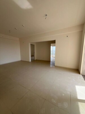 Room in 3 BHK Apartment at Godrej Nurture Pune, Mamurdi – for Rent