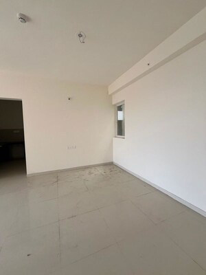 Room in 3 BHK Apartment at Godrej Nurture Pune, Mamurdi – for Rent