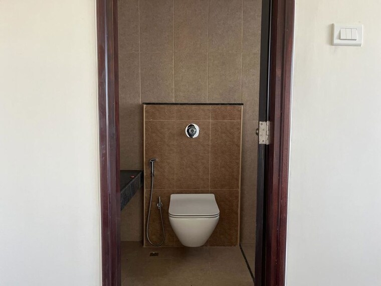 Bathroom, puravankara-silversands 2 Bedroom 780 Sq.Ft. Apartment In Mundhwa Pune 10291184