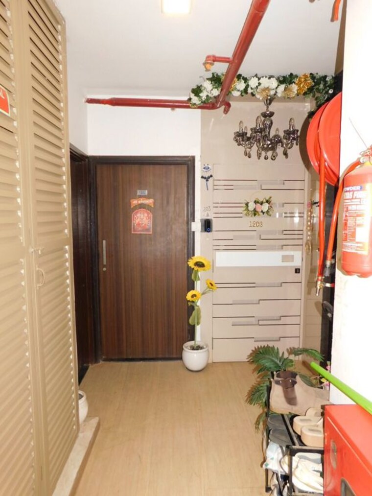 Bathroom, lotus-residency-goregaon-west 1 Bedroom 550 Sq.Ft. Apartment In Goregaon West Mumbai 10291223