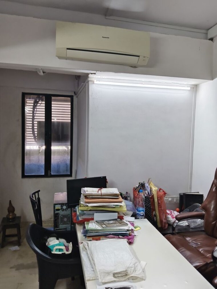 Team Area, vile parle west Commercial Office Space 100 Sq.Ft. In Vile Parle West Mumbai 10291232