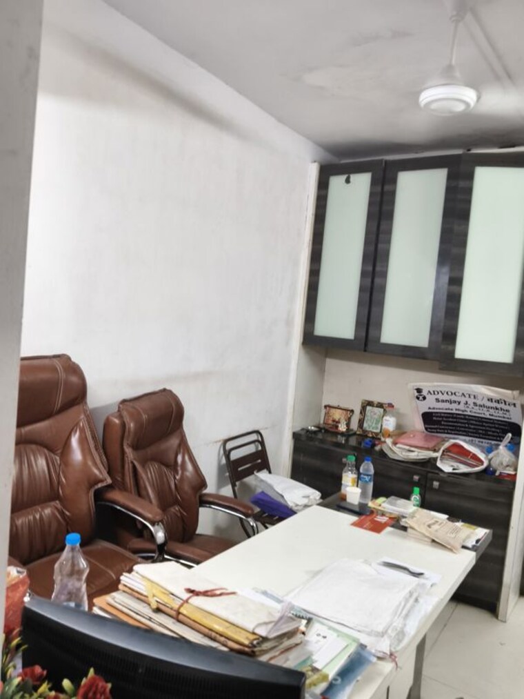 Team Area, vile parle west Commercial Office Space 100 Sq.Ft. In Vile Parle West Mumbai 10291232