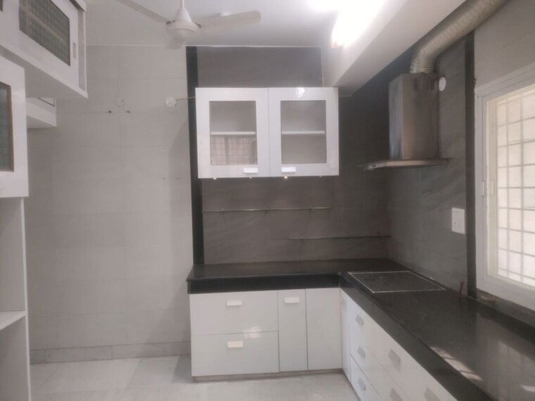 Kitchen, vasant kunj 3 Bedroom 1700 Sq.Ft. Apartment In Vasant Kunj Delhi 10291284