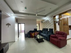 3.5 BHK + Servant Room,Study Room Apartment For Rent in Ajnara Grand Heritage