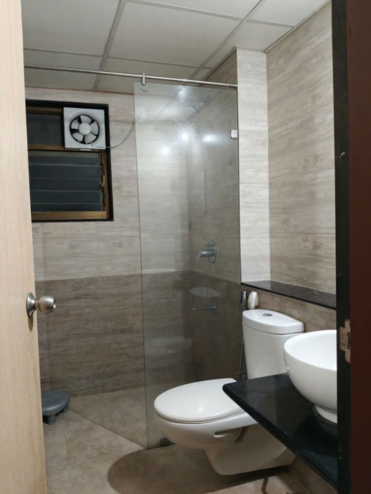Bathroom, paranjape-blue-ridge 3 Bedroom 1320 Sq.Ft. Apartment In Hinjewadi Pune 10291310