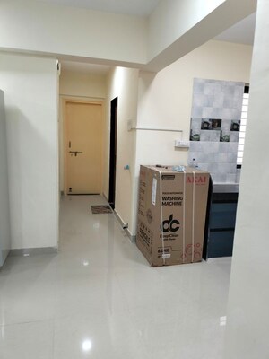  2 BHK Apartment at Malad East – for Rent