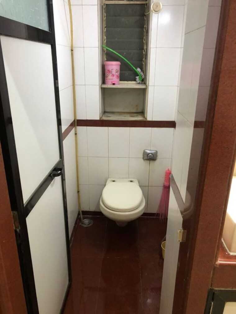 Bathroom, malad west 1 Bedroom 400 Sq.Ft. Apartment In Malad West Mumbai 10291347