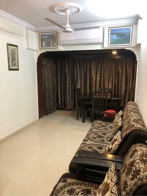 Bedroom in 1 BHK Apartment at Malad West – for Rent