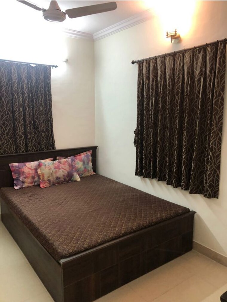 Bedroom, malad west 1 Bedroom 400 Sq.Ft. Apartment In Malad West Mumbai 10291347