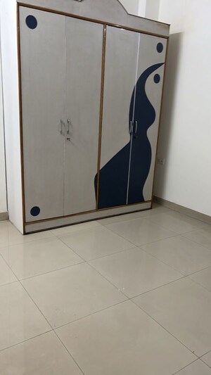 Furnished Amenities in 4 BHK Apartment at Shanti Plaza Vaishali, Vaishali Sector 4 – for Sale