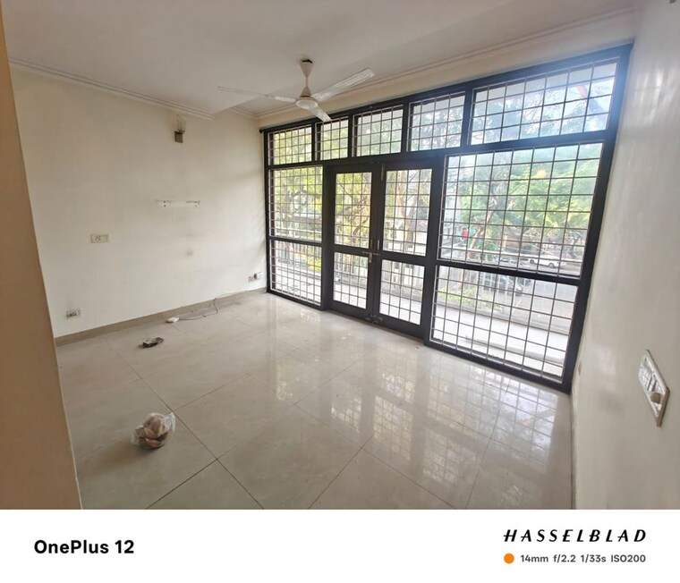 Room, vasant kunj 3 Bedroom 1700 Sq.Ft. Apartment In Vasant Kunj Delhi 10282834