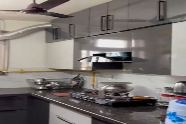 Kitchen, aravali vihar 3 Bedroom 153 Sq.Yd. Builder Floor In Aravali Vihar Faridabad 10291441