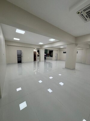 Room in  Showroom at Nahar Amrit Shakti, Chandivali – for Rent