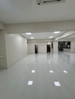 Showroom For Rent in Nahar Amrit Shakti