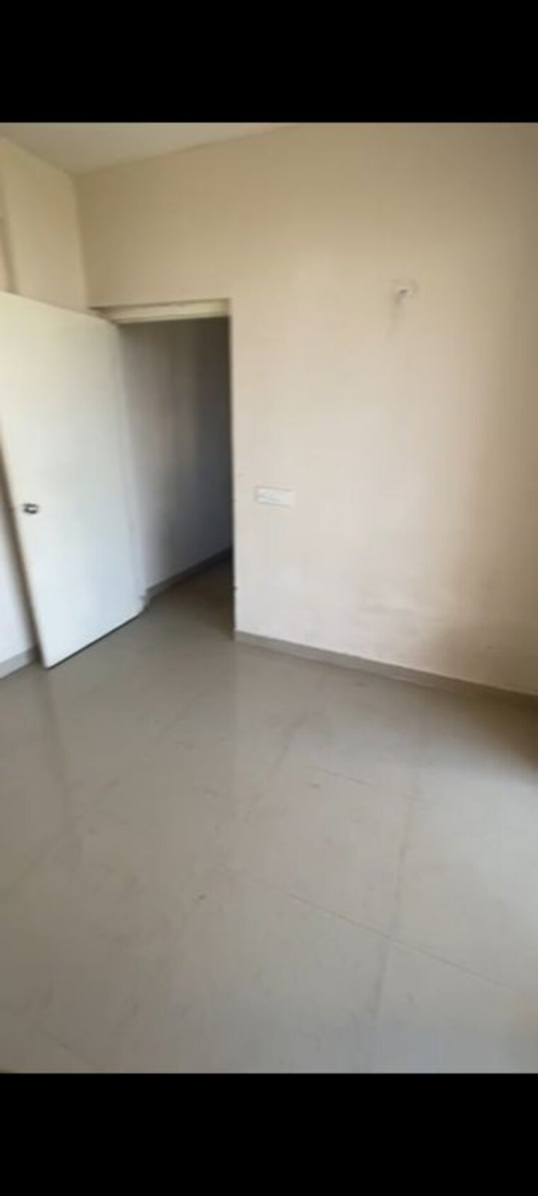 Room, shree-vardhman-green-court 1 Bedroom 320 Sq.Ft. Apartment In Sector 90 Gurgaon 10291516