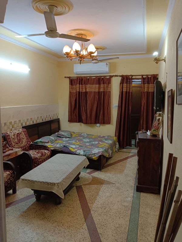 StudioBuilder Floor For Rent in Lajpat Nagar 4