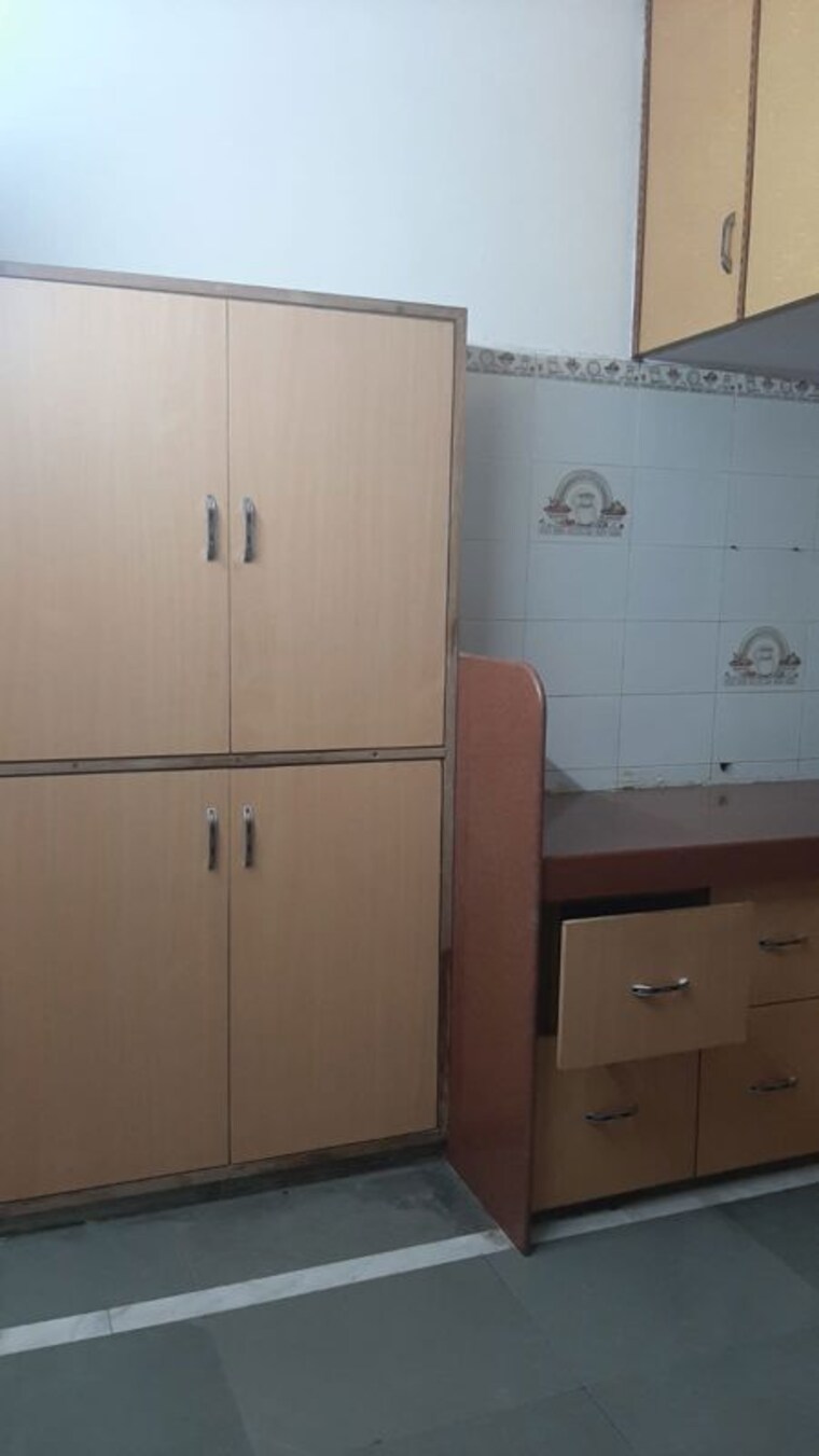 Kitchen, prahlad nagar 1 Bedroom 1100 Sq.Ft. Villa In Prahlad Nagar Ahmedabad 10291532