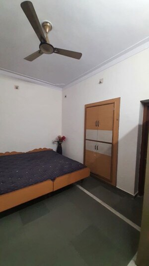 Master Bedroom in 1 BHK Villa at Prahlad Nagar – for Rent