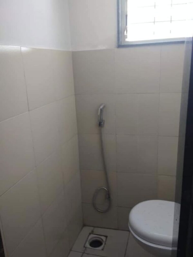 Bathroom, garve-golden-treasures 1 Bedroom 700 Sq.Ft. Apartment In Punawale Pune 10291557