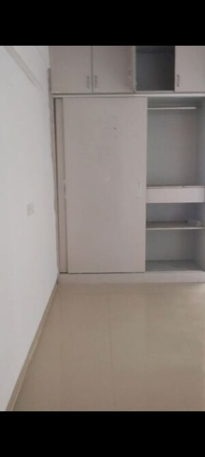 Furnished Amenities in 1 BHK Apartment at Shree Vardhman Green Court, Sector 90 – for Rent