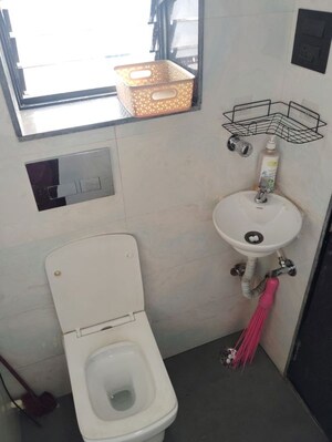 Attached Bathroom in 1 BHK Apartment at Colaba – for Rent