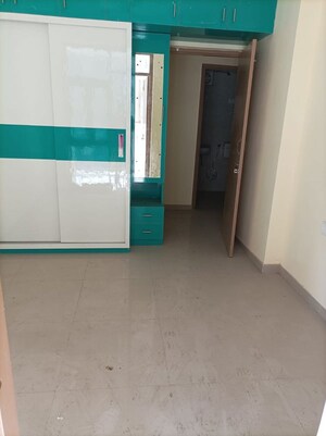 Room in 2 BHK Apartment at Pareena Om Apartments, Sector 112 – for Rent