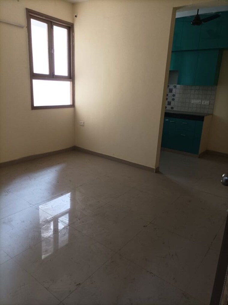 Room, pareena-om-apartments 2 Bedroom 700 Sq.Ft. Apartment In Sector 112 Gurgaon 10291671